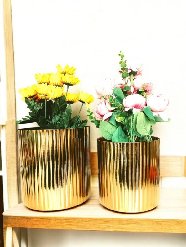 Gold Plated 2 Pack Metal Plant Pots (6 inch, 7 inch L), Indoor Small Planter Flower Pots